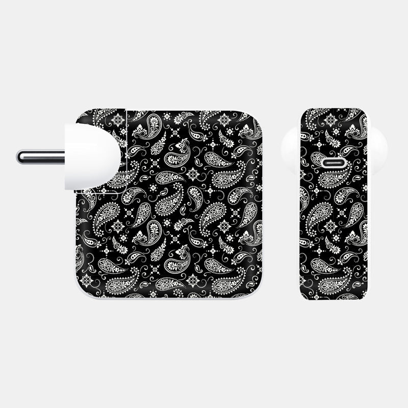 Black Paisley Full Body