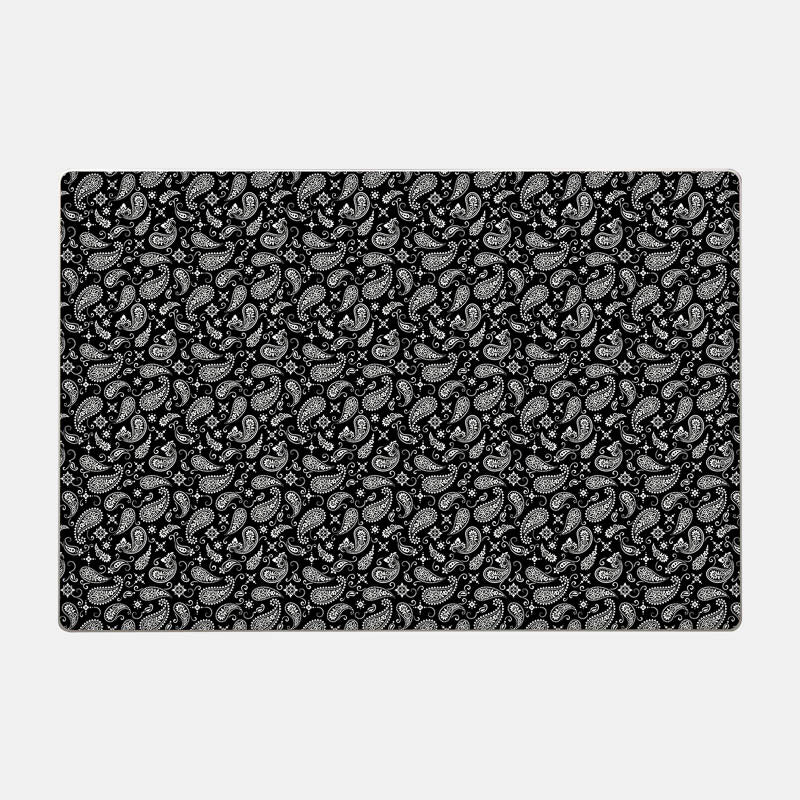 Black Paisley Pro