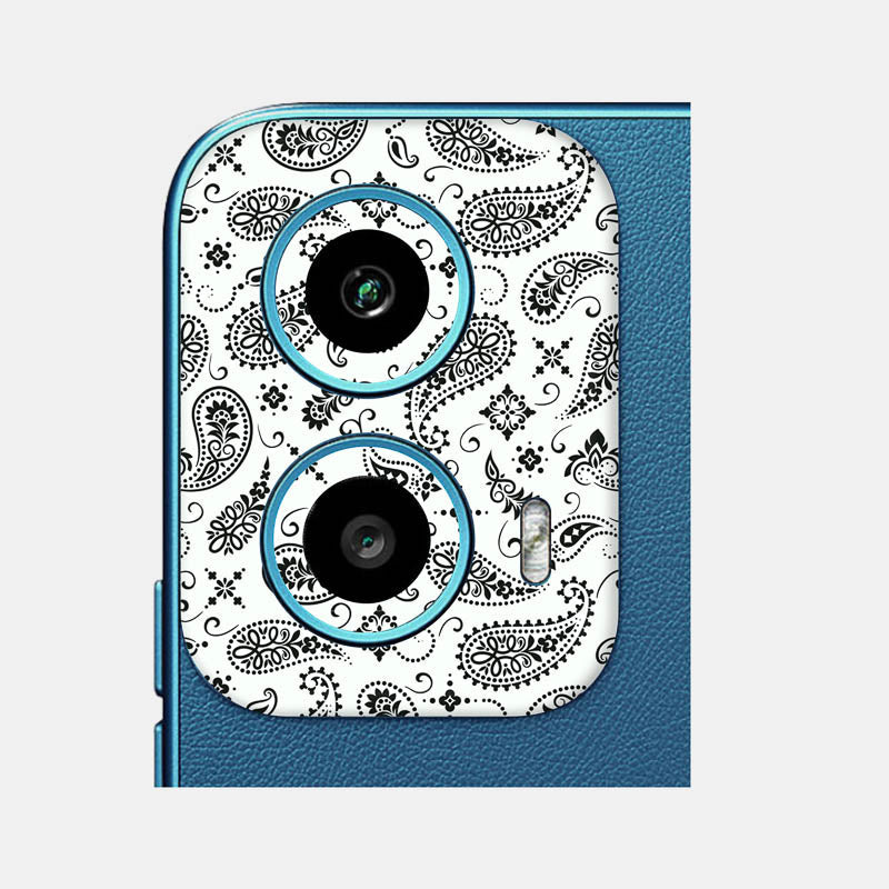 White Paisley Pack of 2