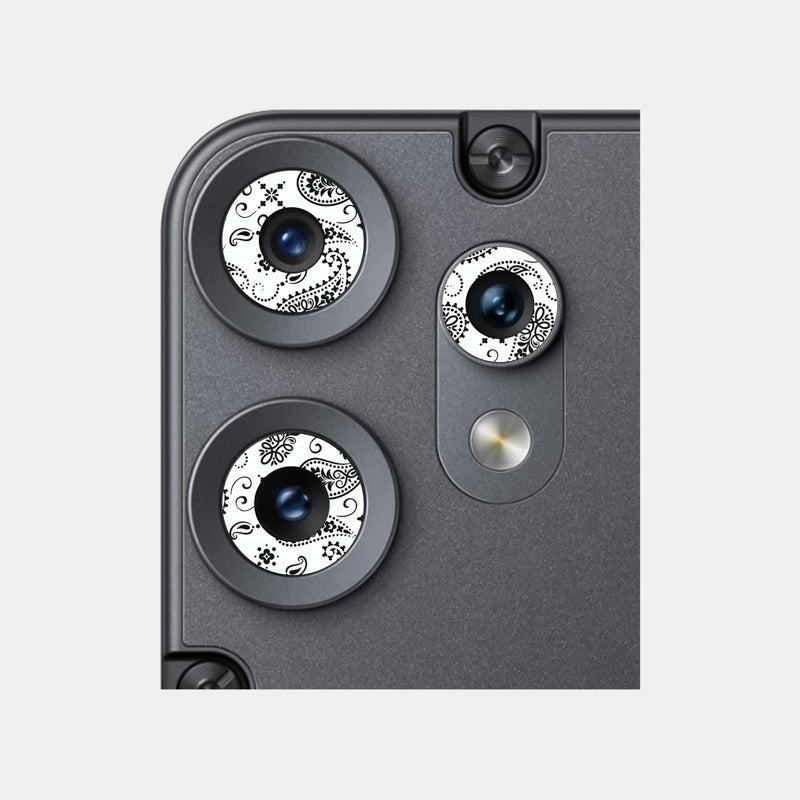 White Paisley Pack of 2