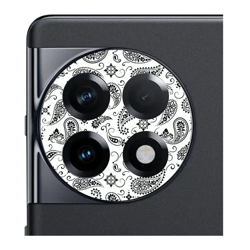 White Paisley Pack of 2