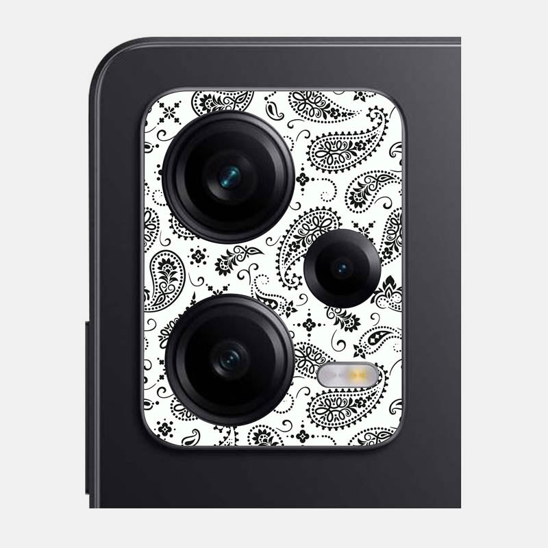 White Paisley Pack of 2