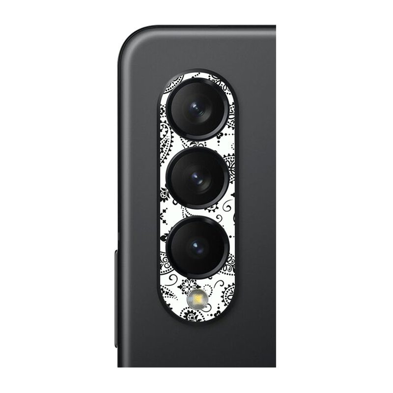 White Paisley Pack of 2