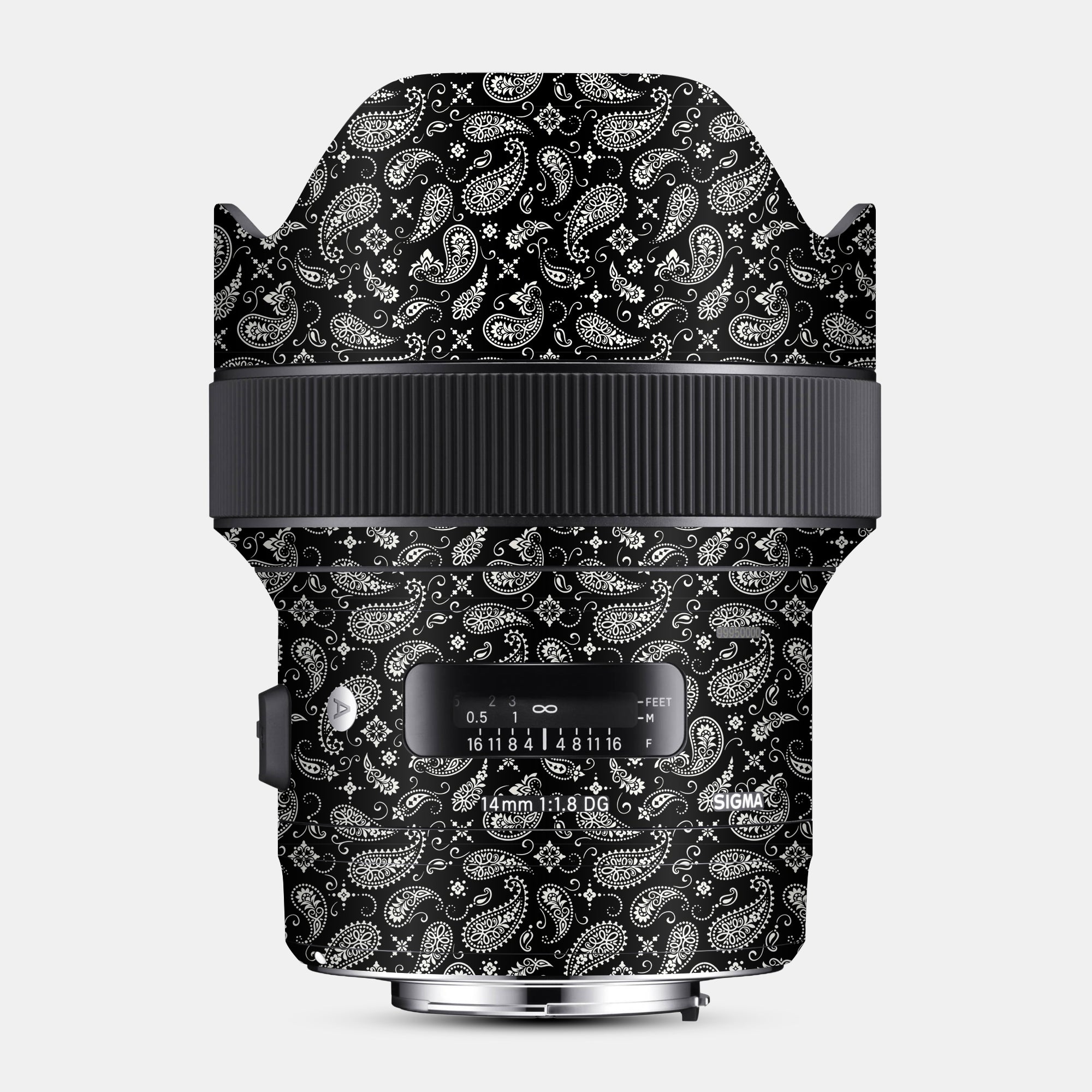 Black Paisley Full Body