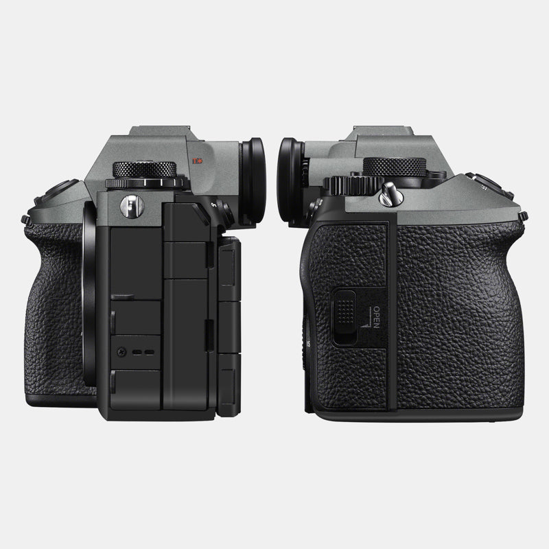 Retro Matte Black Full Body