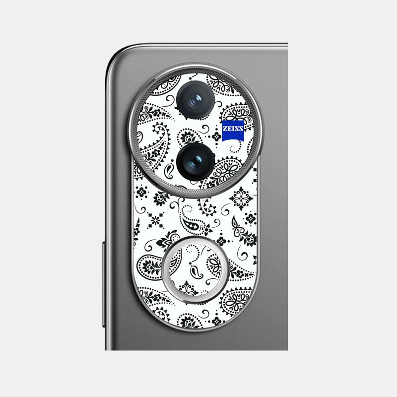 White Paisley Pack of 2