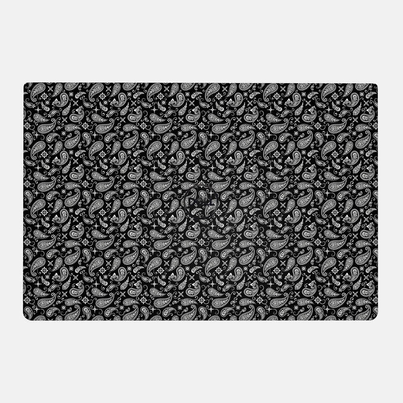 Black Paisley Pro