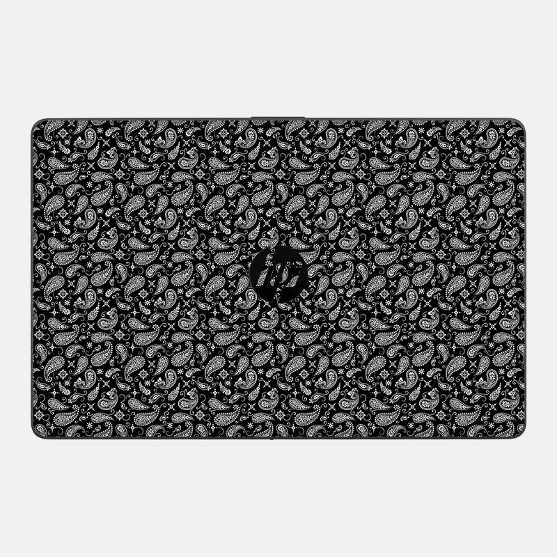 Black Paisley Essential