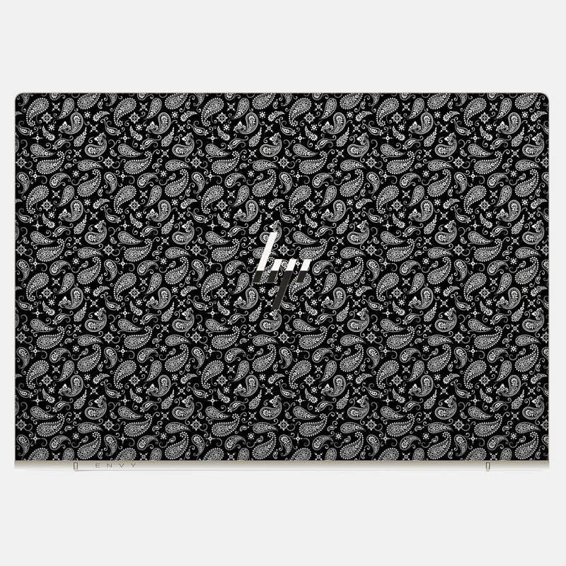 Black Paisley Essential