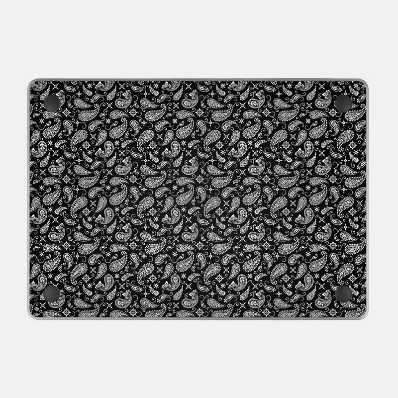 Black Paisley Pro
