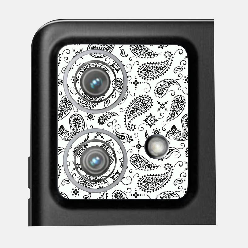 White Paisley Pack of 2