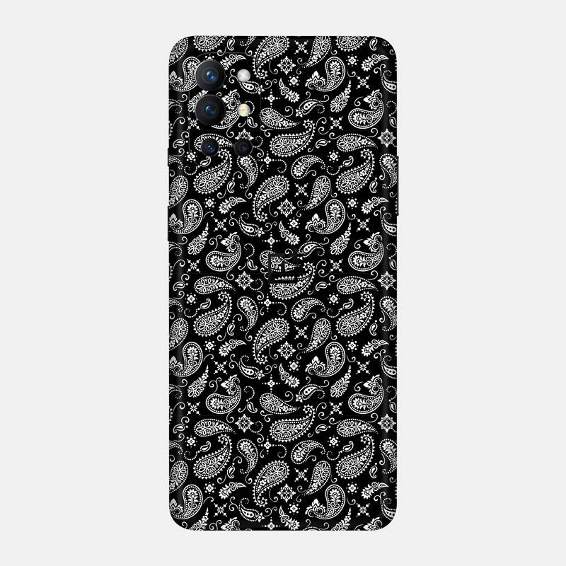 Black Paisley Full Back