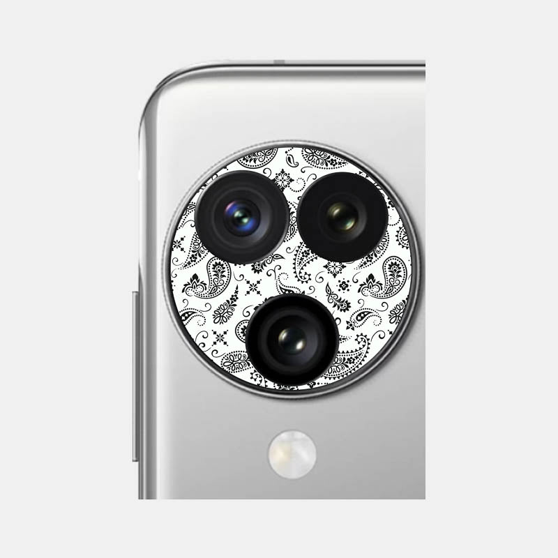 White Paisley Pack of 2