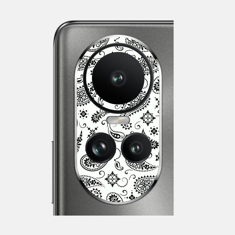 White Paisley Pack of 2