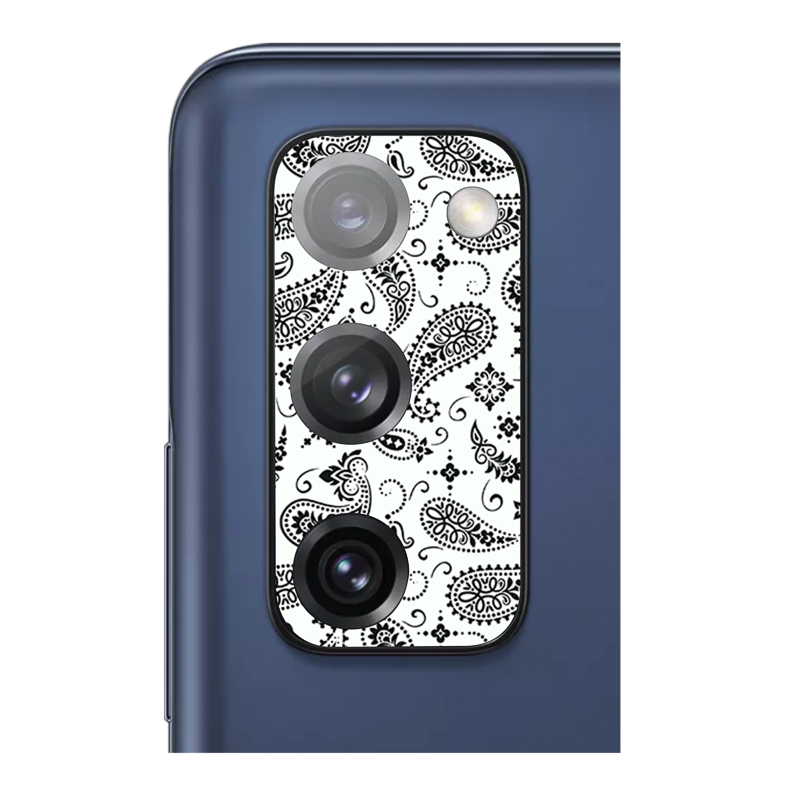 White Paisley Pack of 2