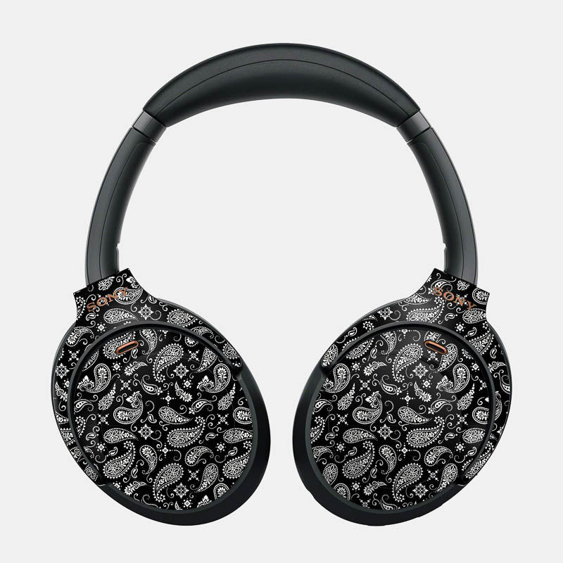 Black Paisley Full Body