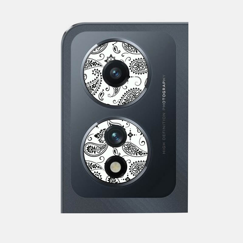 White Paisley Pack of 2