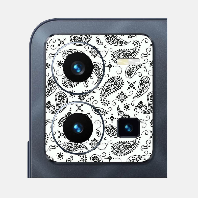 White Paisley Pack of 2