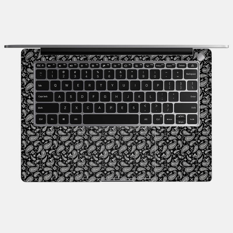 Black Paisley Max