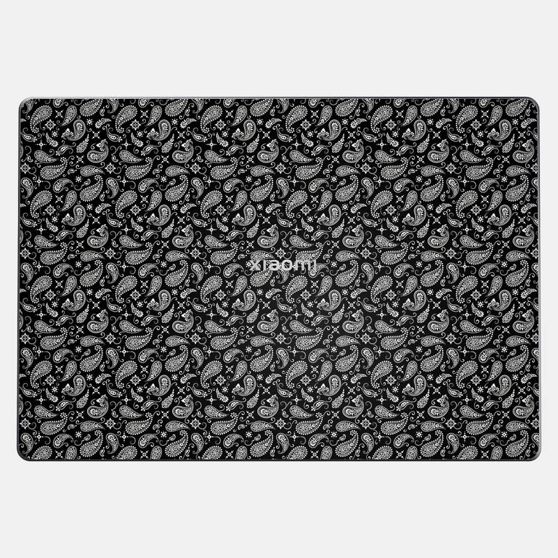 Black Paisley Pro