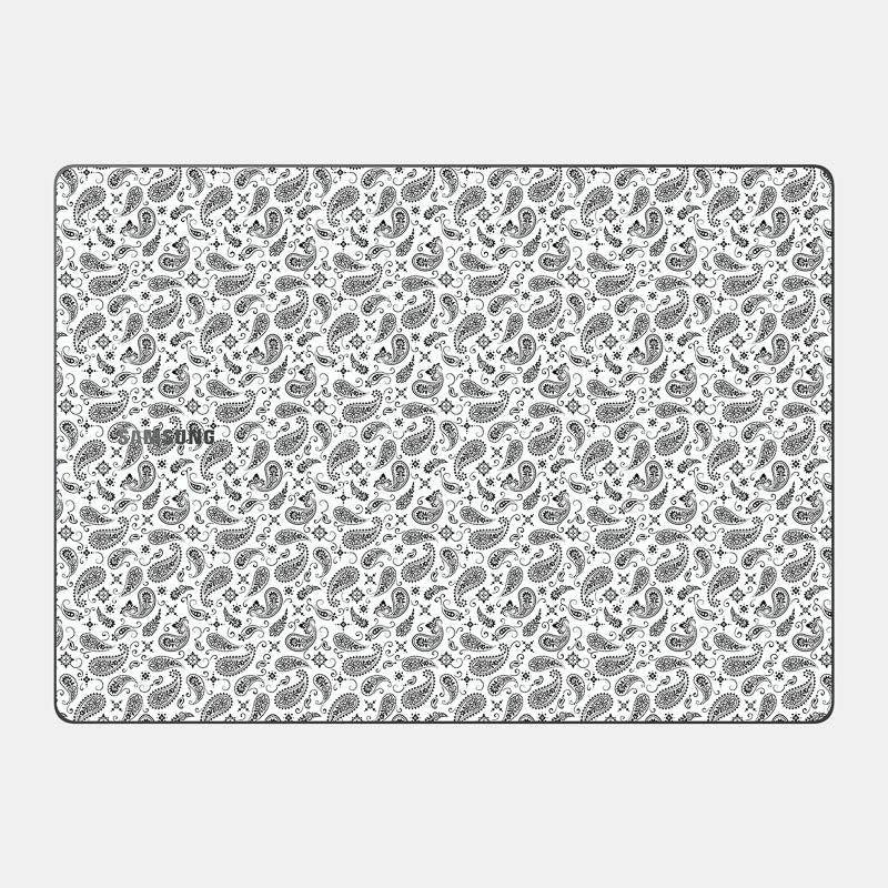 White Paisley Essential