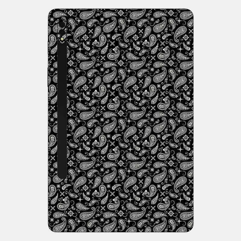 Black Paisley Full Body