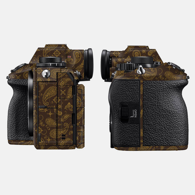 Brown Paisley Full Body