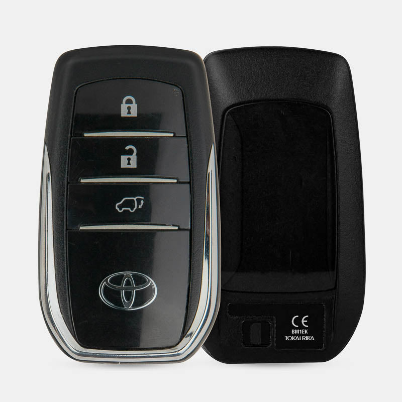 Toyota Innova Hycross Skins, Wraps & Covers » Capes