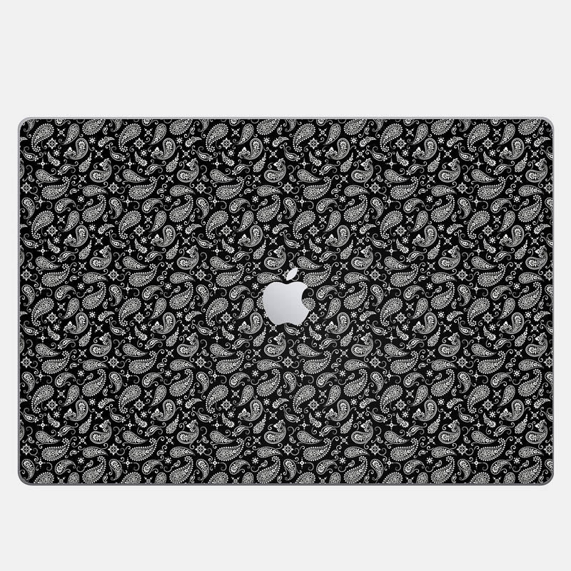 Black Paisley Essential