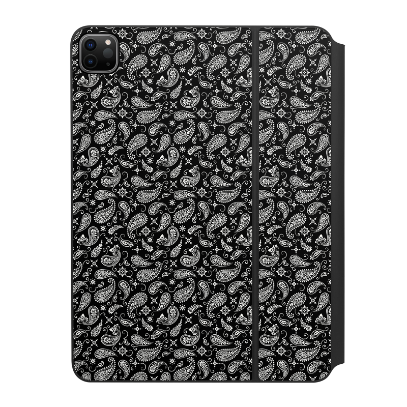 Black Paisley Essential