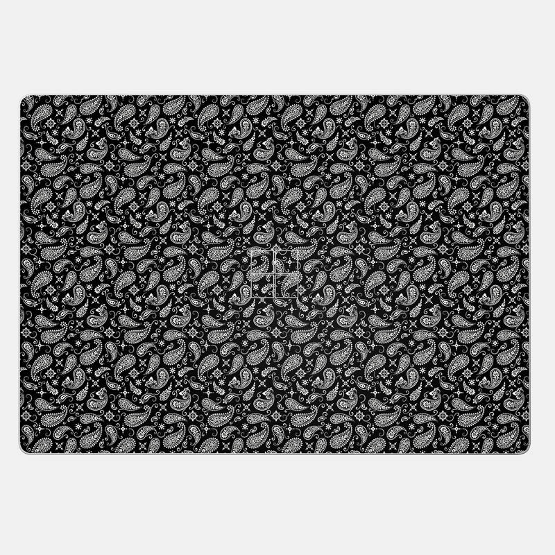 Black Paisley Pro