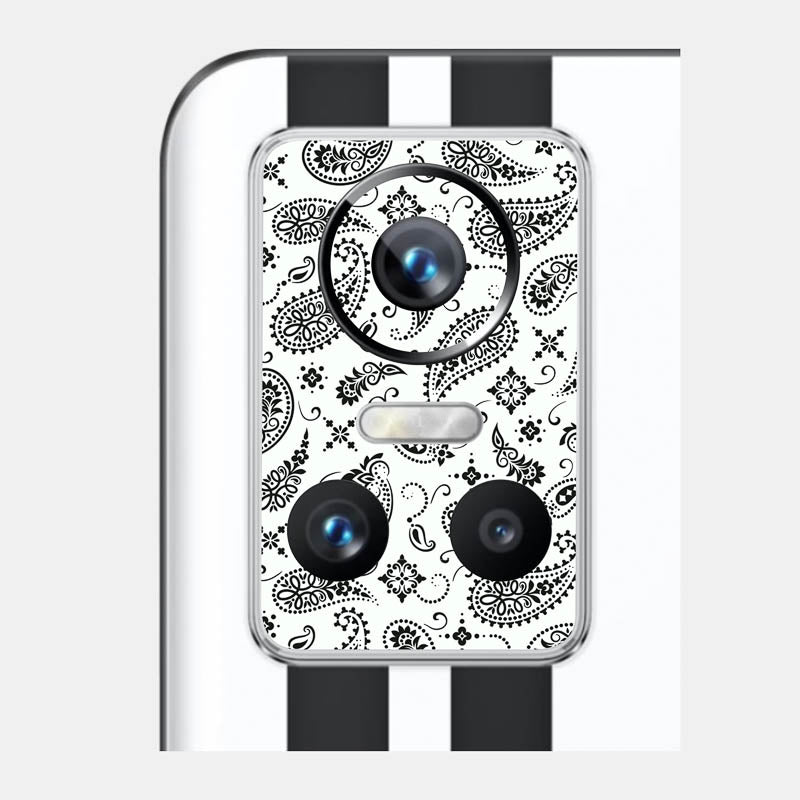 White Paisley Pack of 2