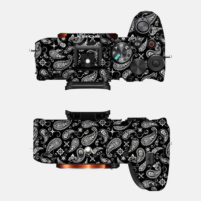 Black Paisley Full Body